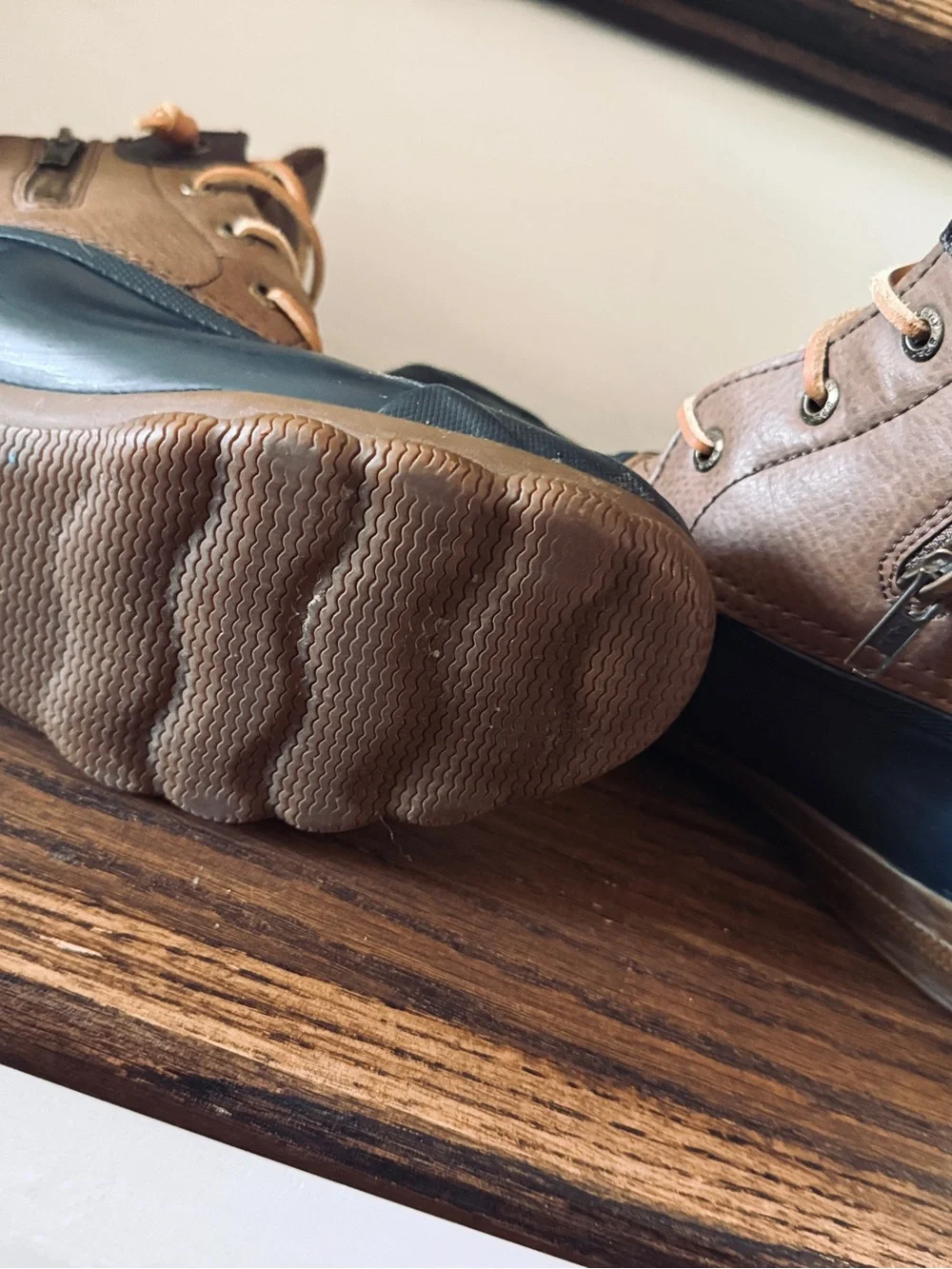 Sperry Women’s Waterproof Duck Boots – Brown/Navy – Size 6.5M